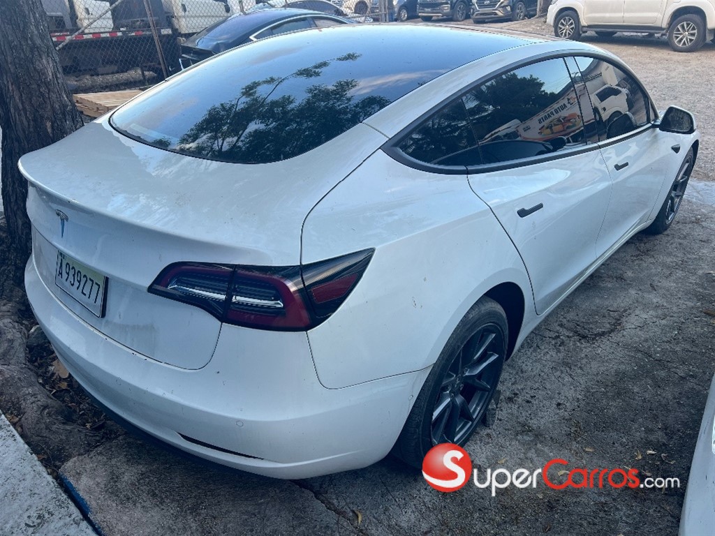 2021 Tesla Model 3 Standard Range Plus — foto 6 / 10