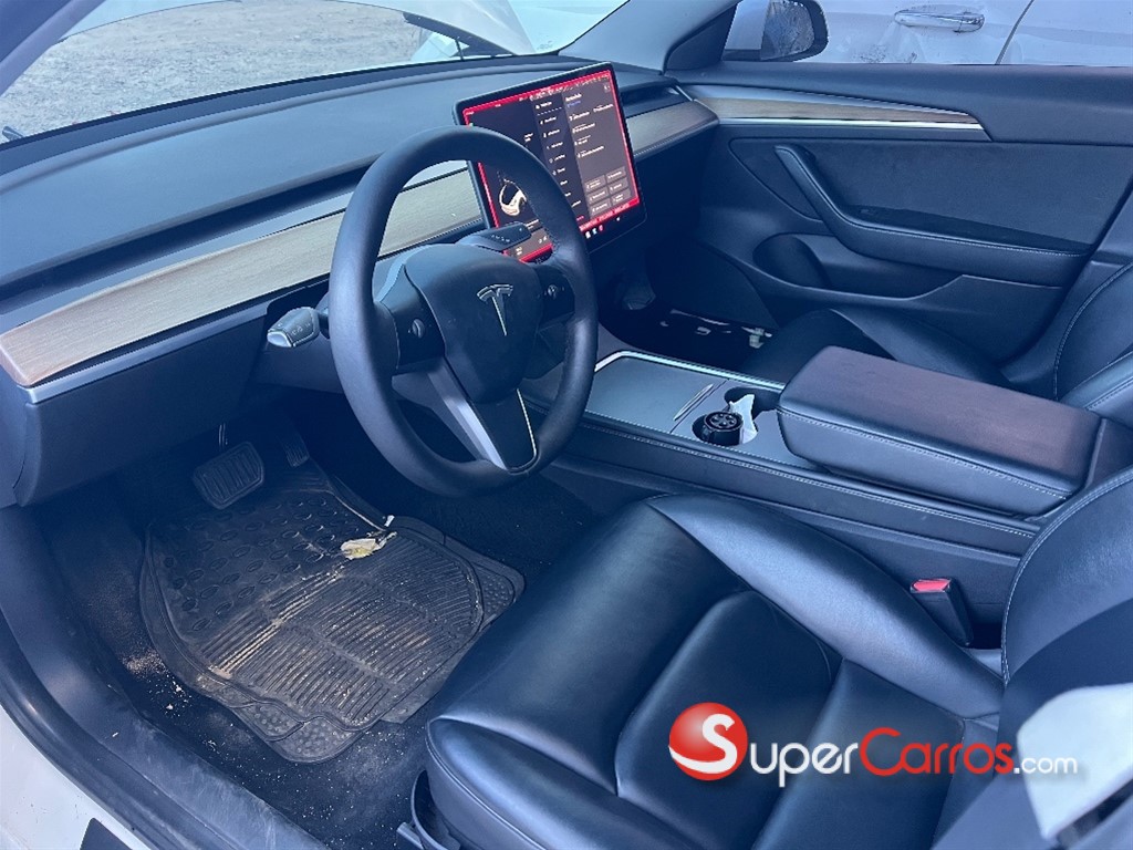 2021 Tesla Model 3 Standard Range Plus — foto 7 / 10