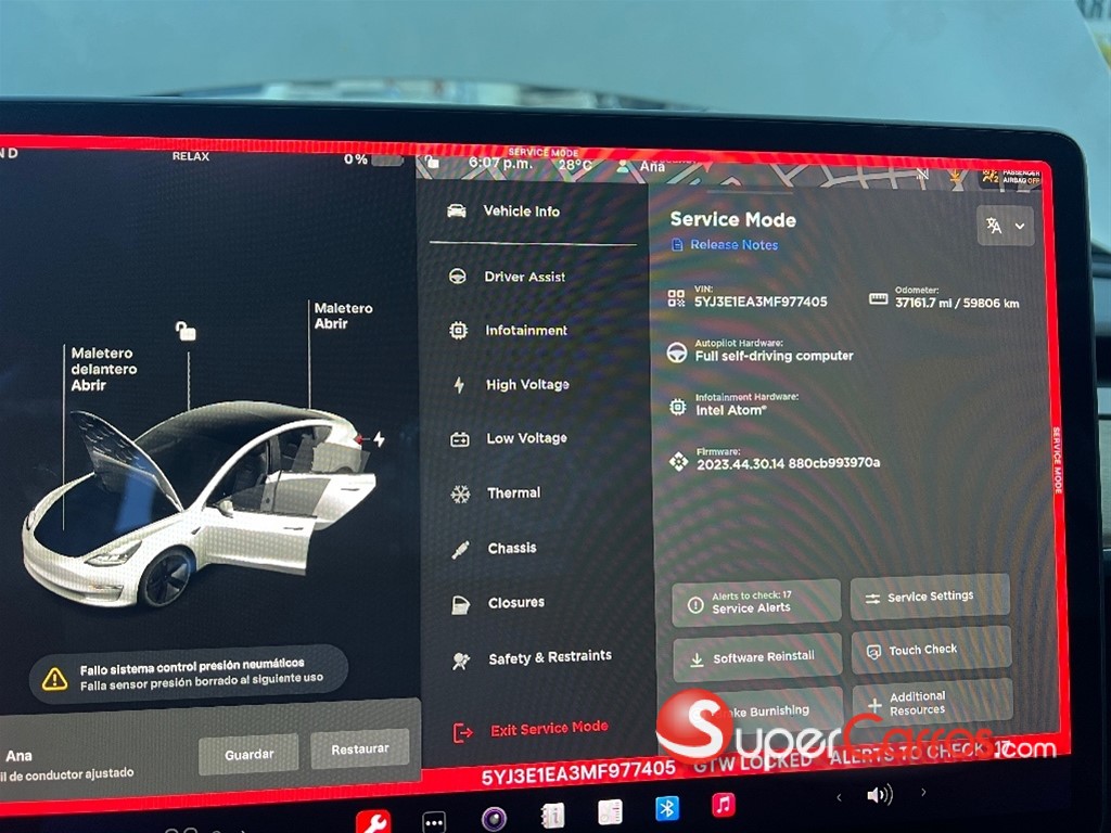 2021 Tesla Model 3 Standard Range Plus — foto 9 / 10