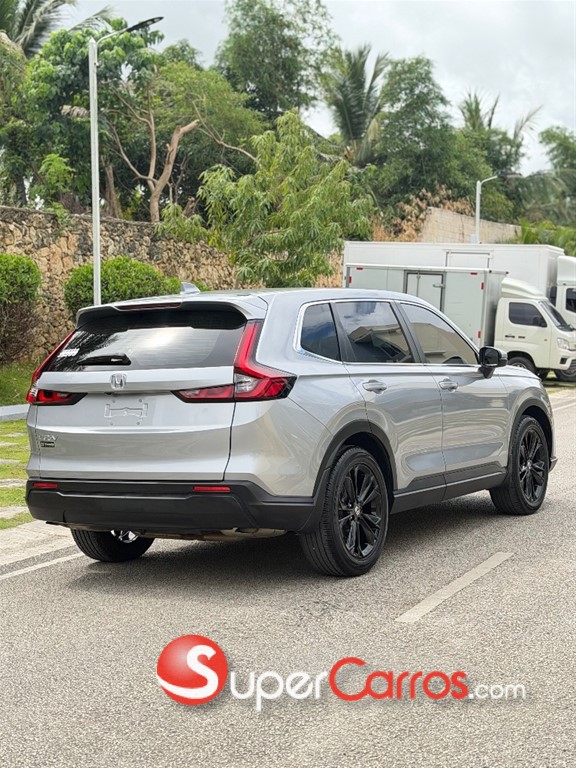 2023 Honda CR-V LX — foto 5 / 8