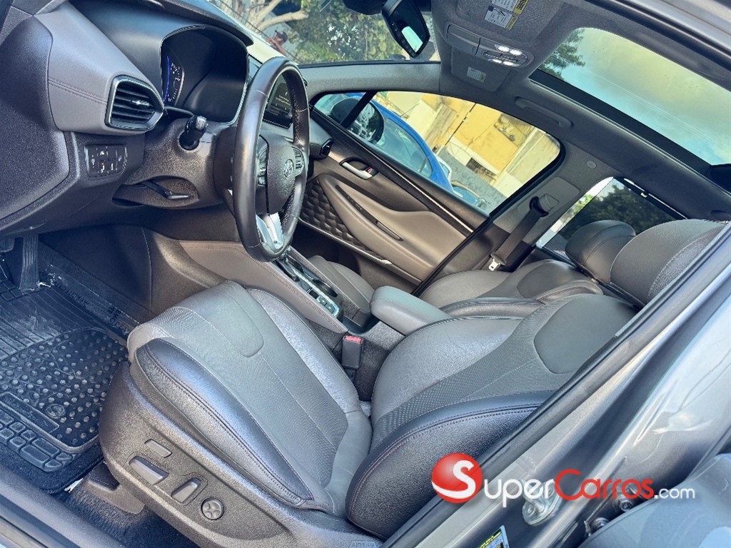 2020 Hyundai Santa Fe Limited — foto 9 / 12