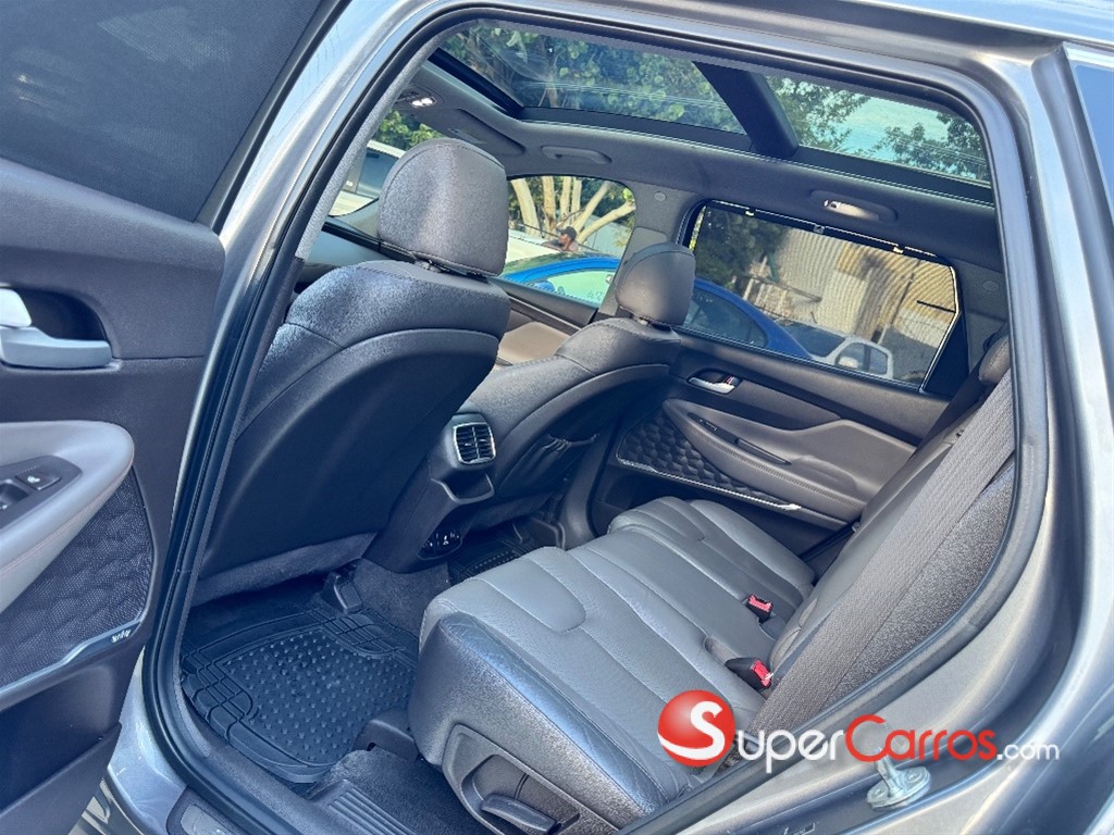 2020 Hyundai Santa Fe Limited — foto 10 / 12