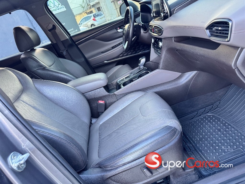 2020 Hyundai Santa Fe Limited — foto 11 / 12