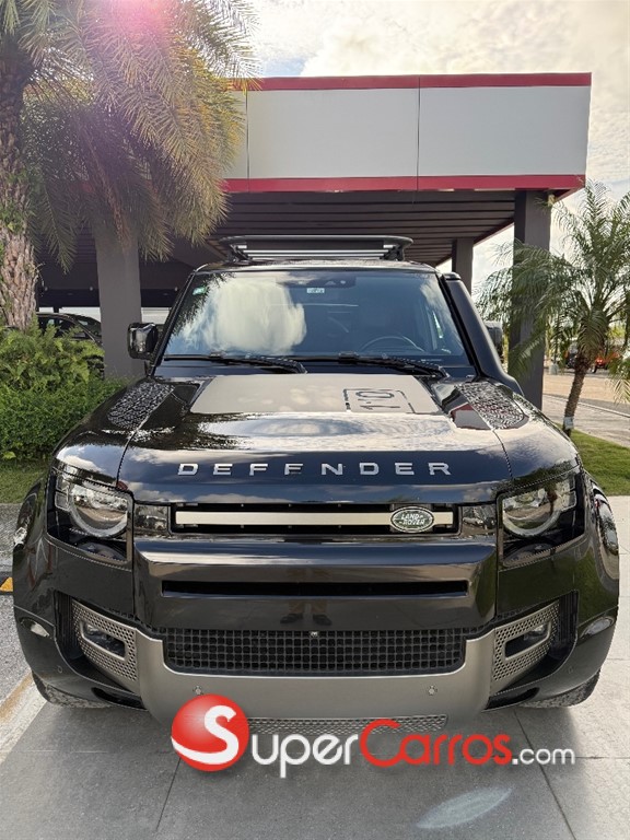 2021 Land Rover Defender 110 — foto 2 / 10