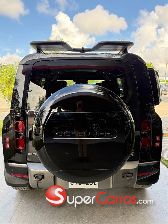2021 Land Rover Defender 110 — foto 5 / 10