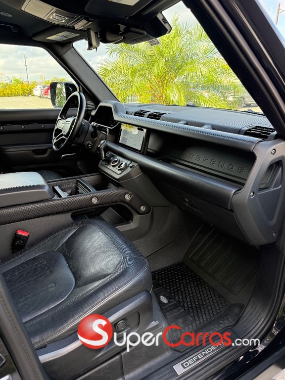 2021 Land Rover Defender 110 — foto 9 / 10