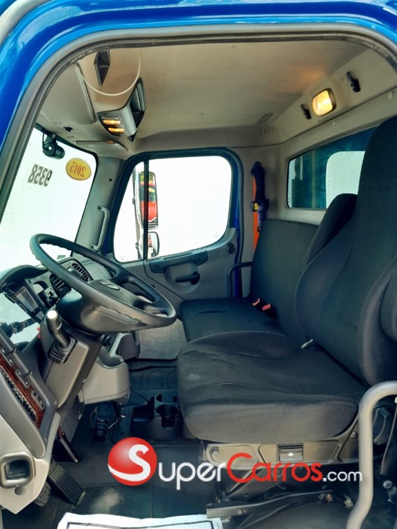 2015 Freightliner M2-106 — foto 6 / 9