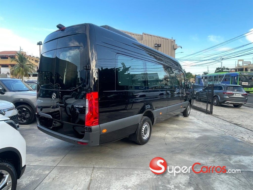 2026 Mercedes-Benz Sprinter — foto 4 / 8