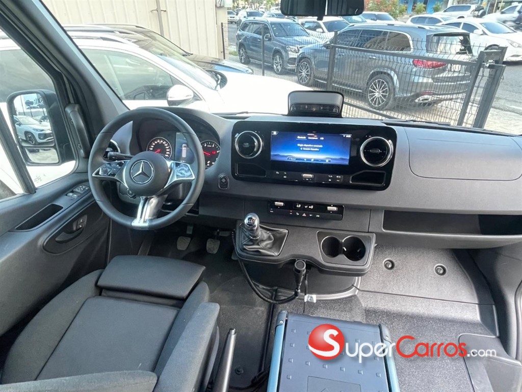 2026 Mercedes-Benz Sprinter — foto 5 / 8