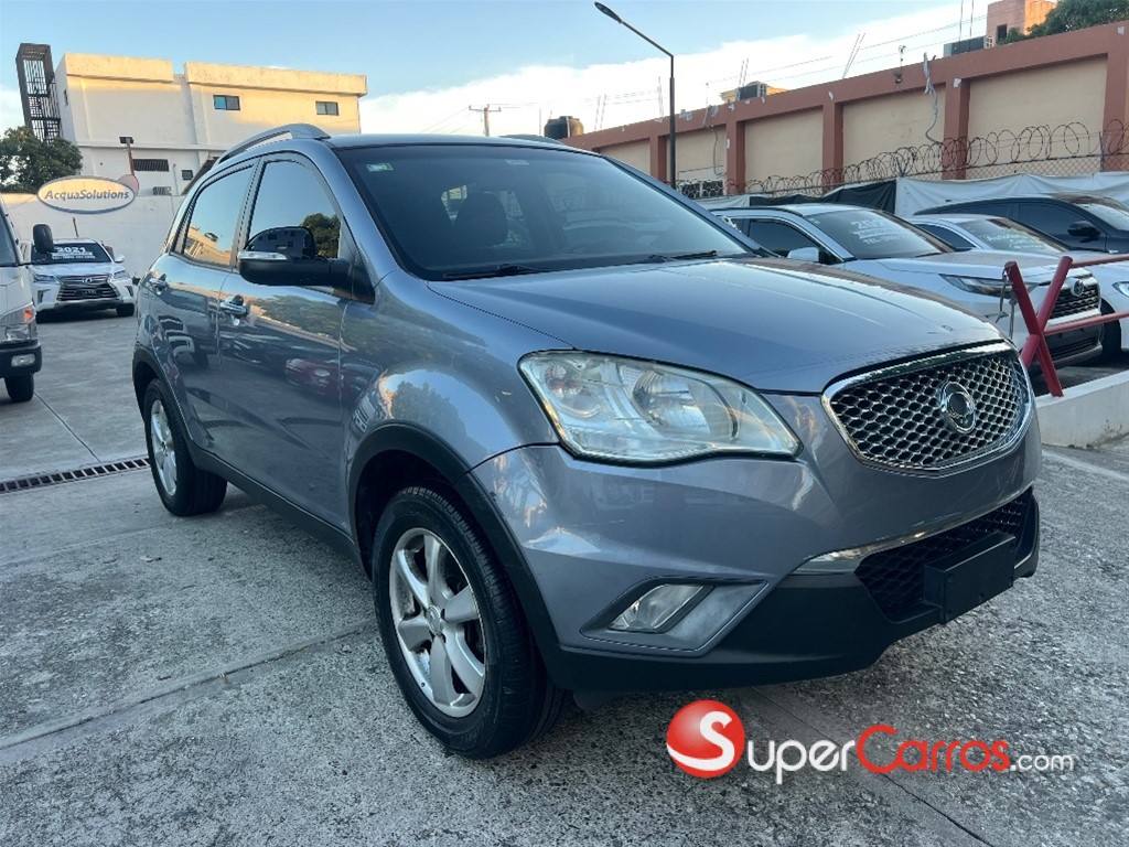 2013 SsangYong Korando — foto 3 / 12