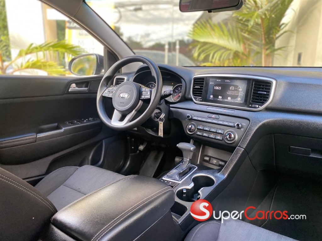 2020 Kia Sportage LX — foto 7 / 9