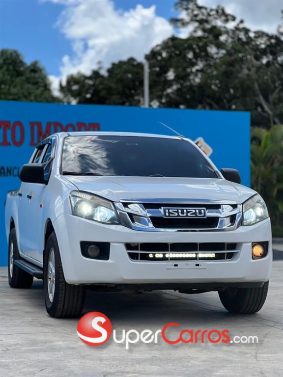 2016 Isuzu DMAX — foto 2 / 9