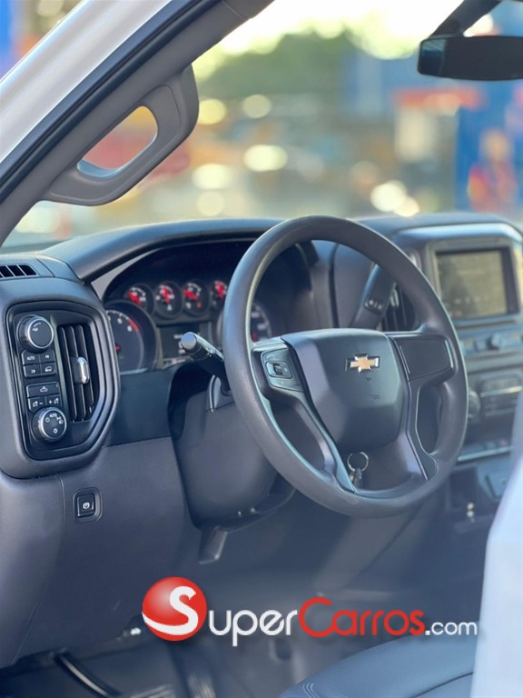 2019 Chevrolet Silverado — foto 7 / 12
