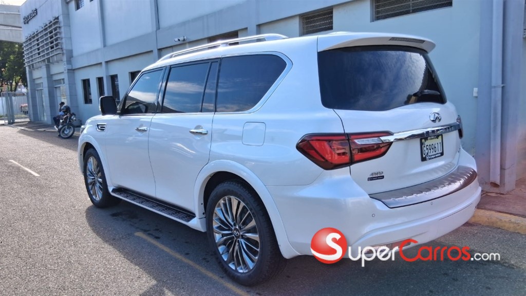 2022 Infiniti QX-80 — foto 4 / 12