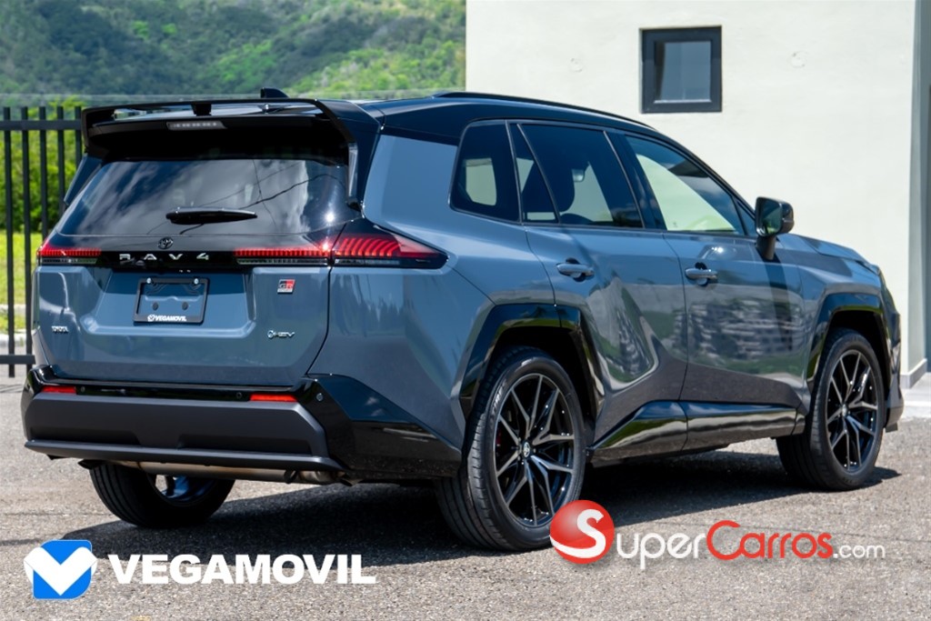 2027 Toyota RAV4 GR Sport — foto 3 / 12