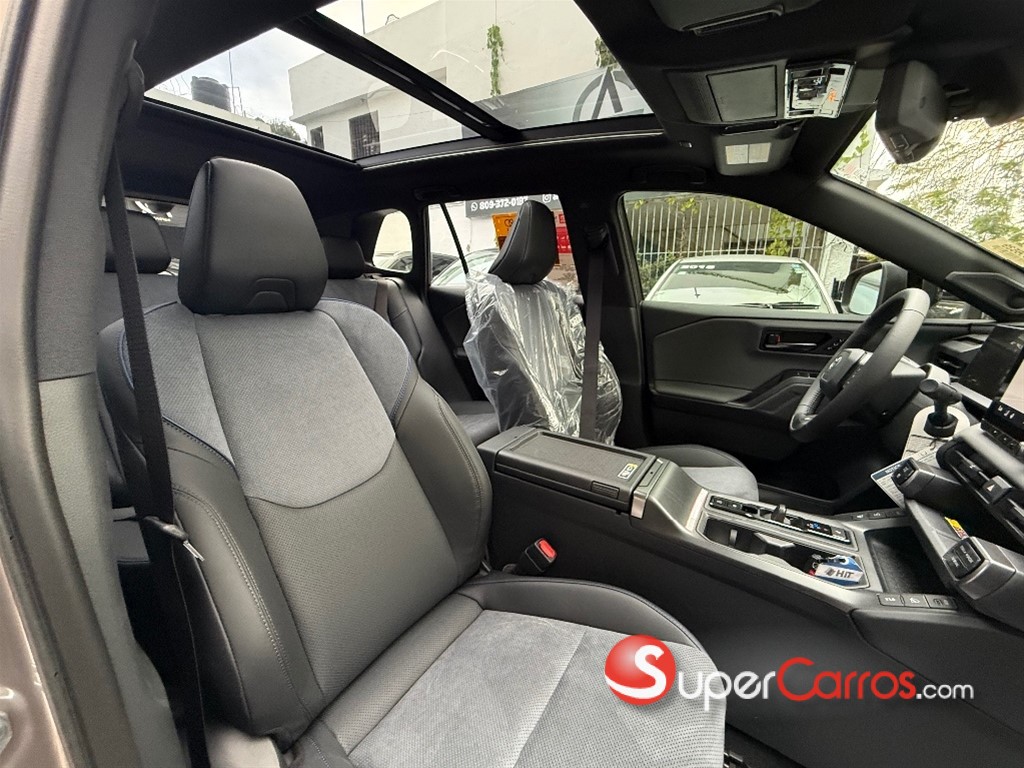 2027 Toyota RAV4 XSE Hybrid — foto 8 / 12