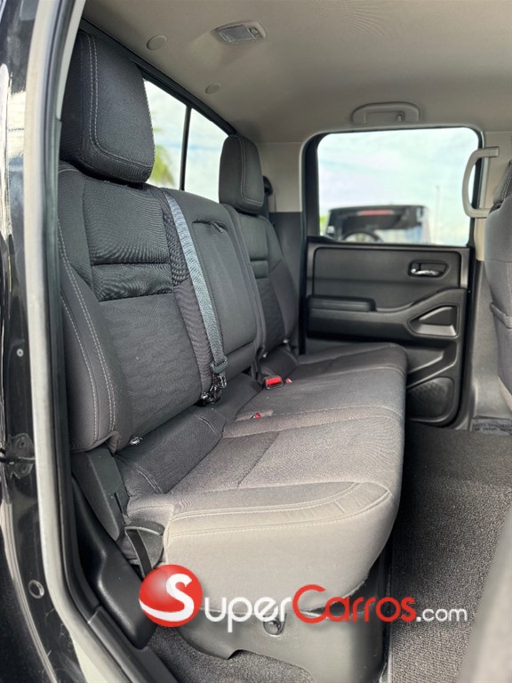 2022 Nissan Frontier SV — foto 5 / 9