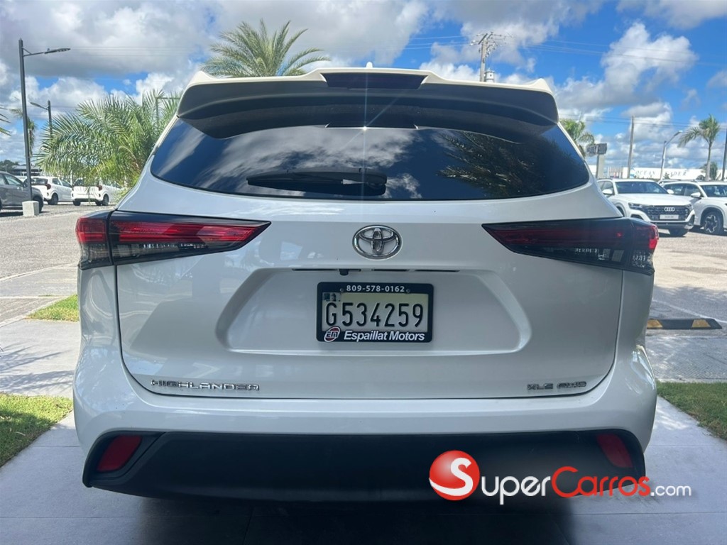 2021 Toyota Grand Highlander XLE — foto 4 / 10