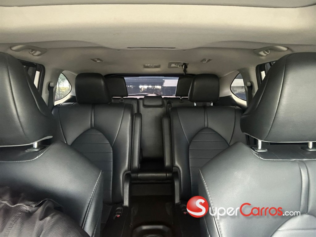 2021 Toyota Grand Highlander XLE — foto 9 / 10