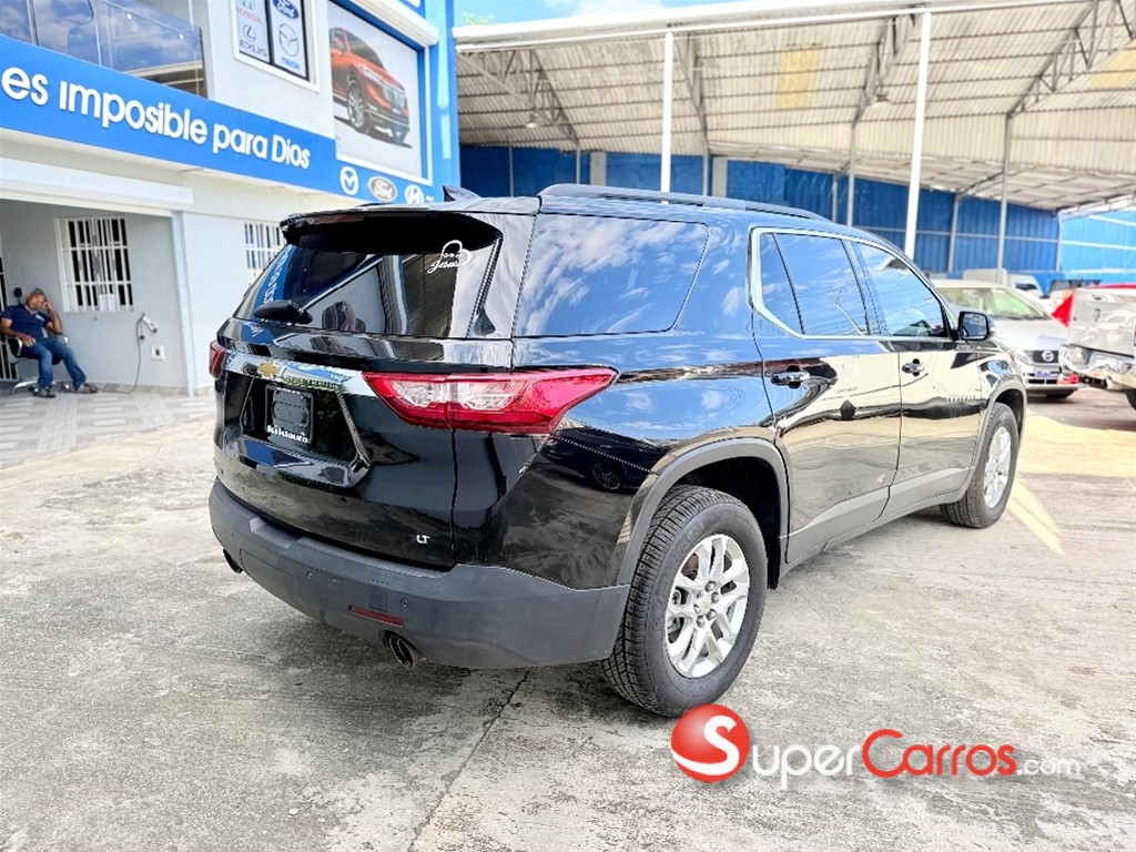2020 Chevrolet Traverse LT — foto 3 / 12