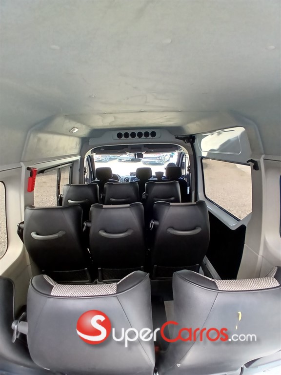 2019 Renault Master Pasajeros — foto 7 / 9
