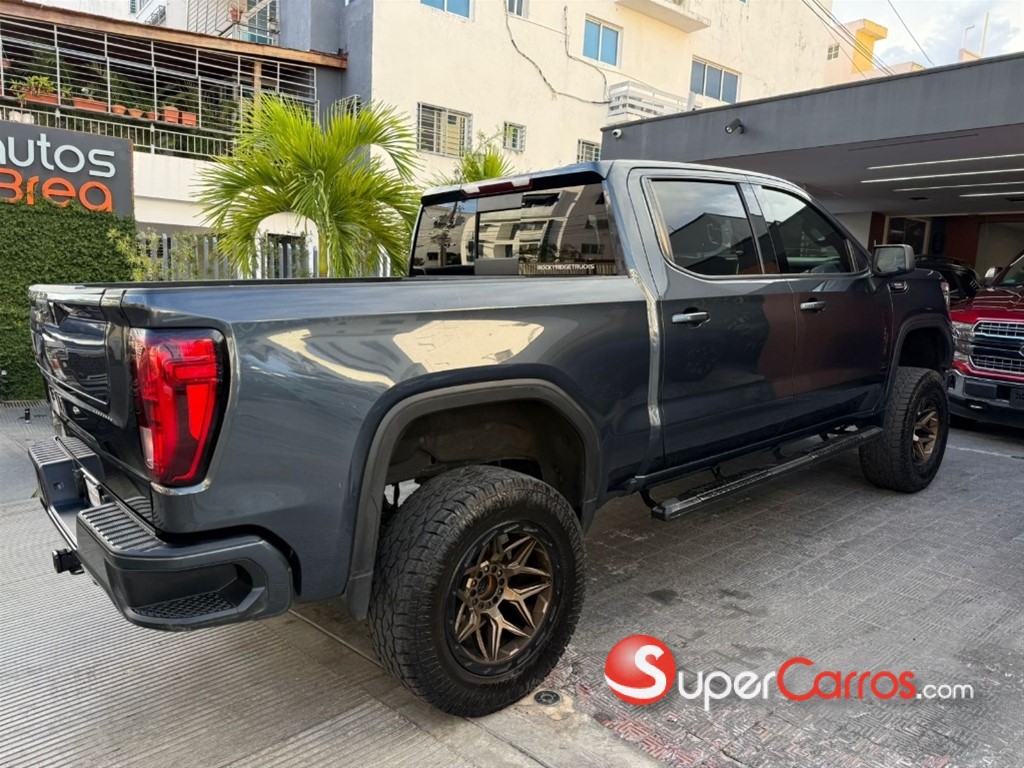 2021 GMC Sierra 1500 AT4 DURAMAX — foto 9 / 12