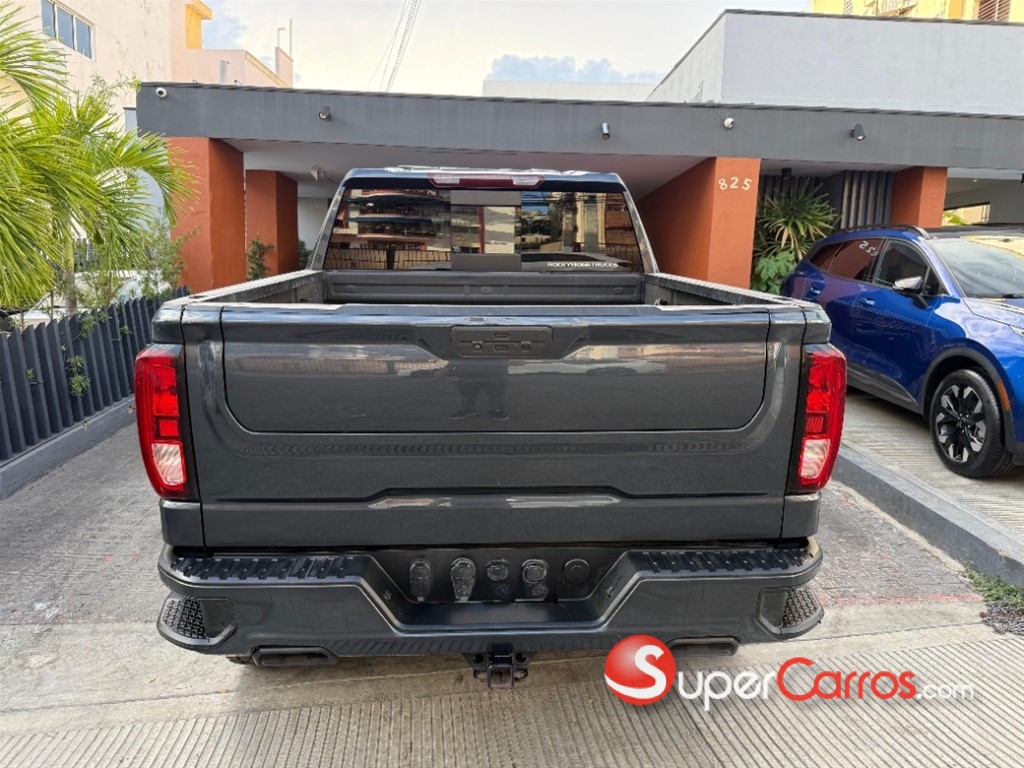 2021 GMC Sierra 1500 AT4 DURAMAX — foto 11 / 12