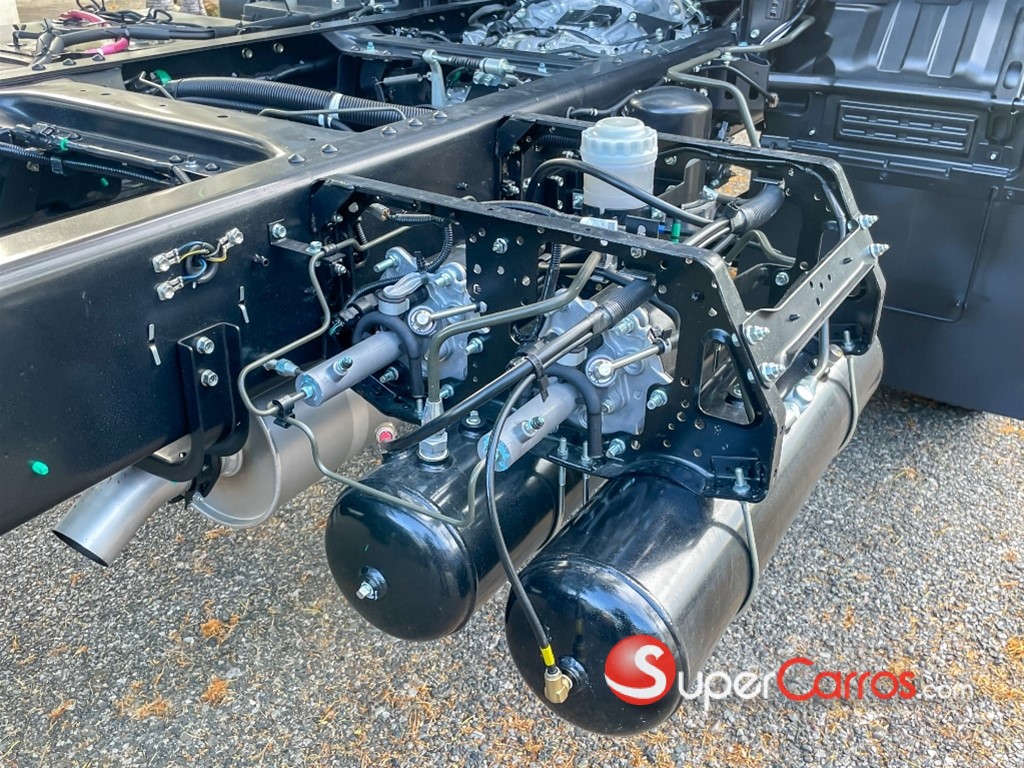 2027 Isuzu FTR 21 Pies — foto 6 / 11