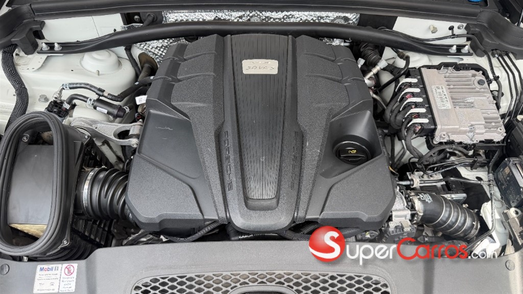 2021 Porsche Macan S — foto 8 / 12