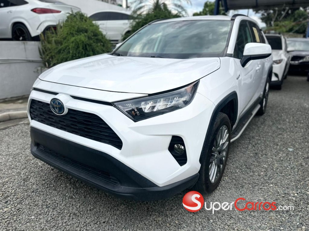 2021 Toyota RAV4 LE Hibrid — foto 3 / 9