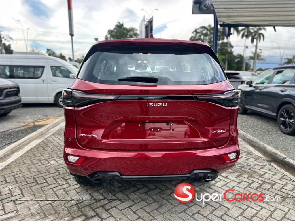 2027 Isuzu Mux — foto 11 / 12