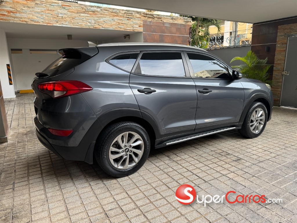 2016 Hyundai Tucson — foto 3 / 12