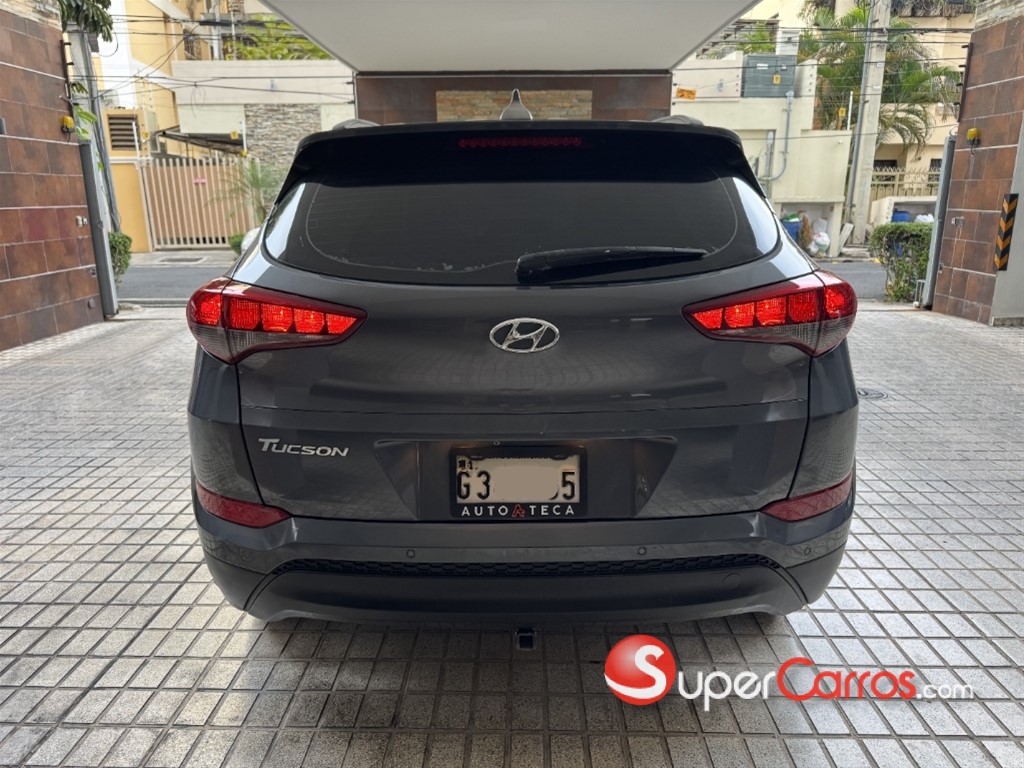 2016 Hyundai Tucson — foto 4 / 12