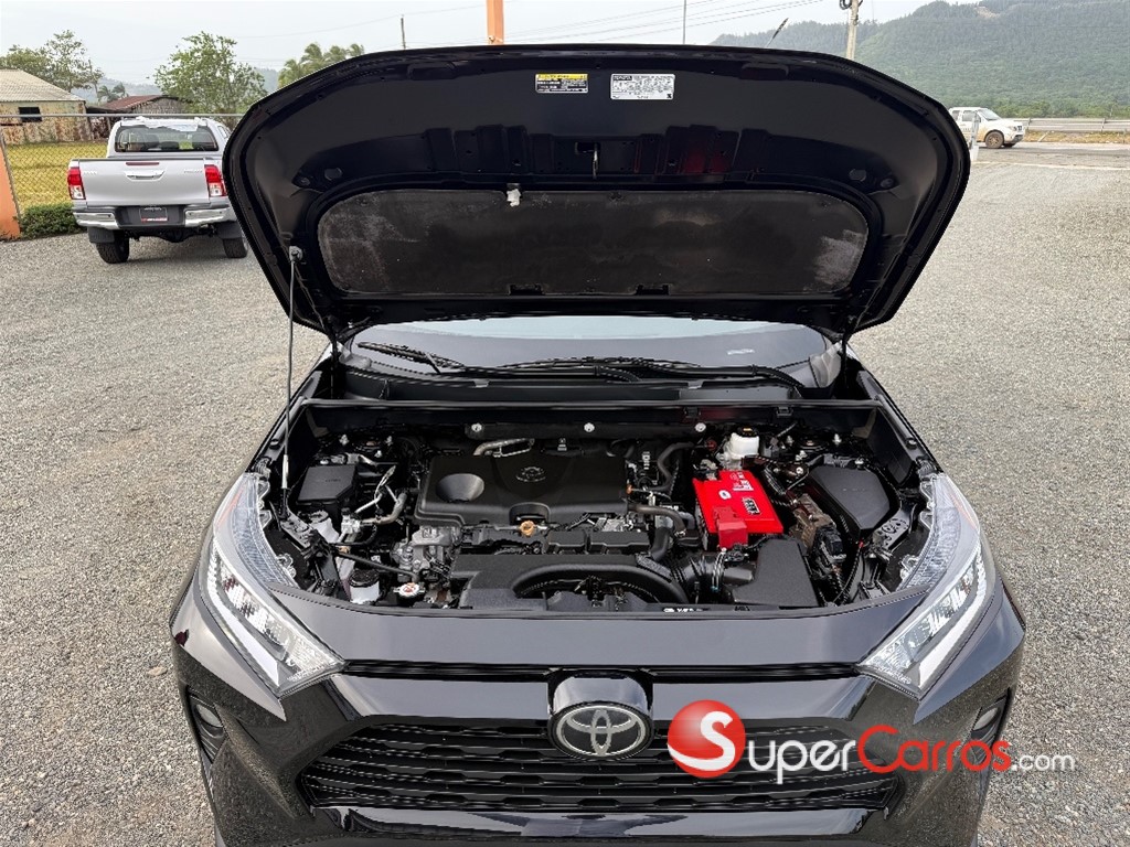 2021 Toyota RAV4 XLE Premium — foto 5 / 12