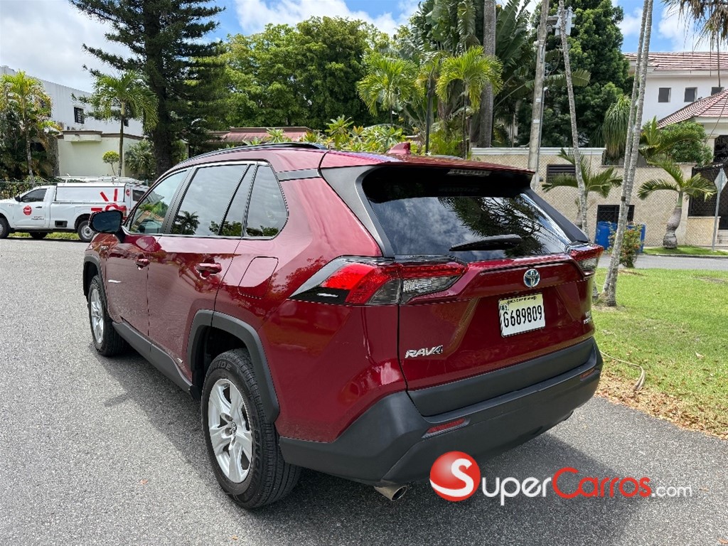 2019 Toyota RAV4 LE Hibrid — foto 5 / 10