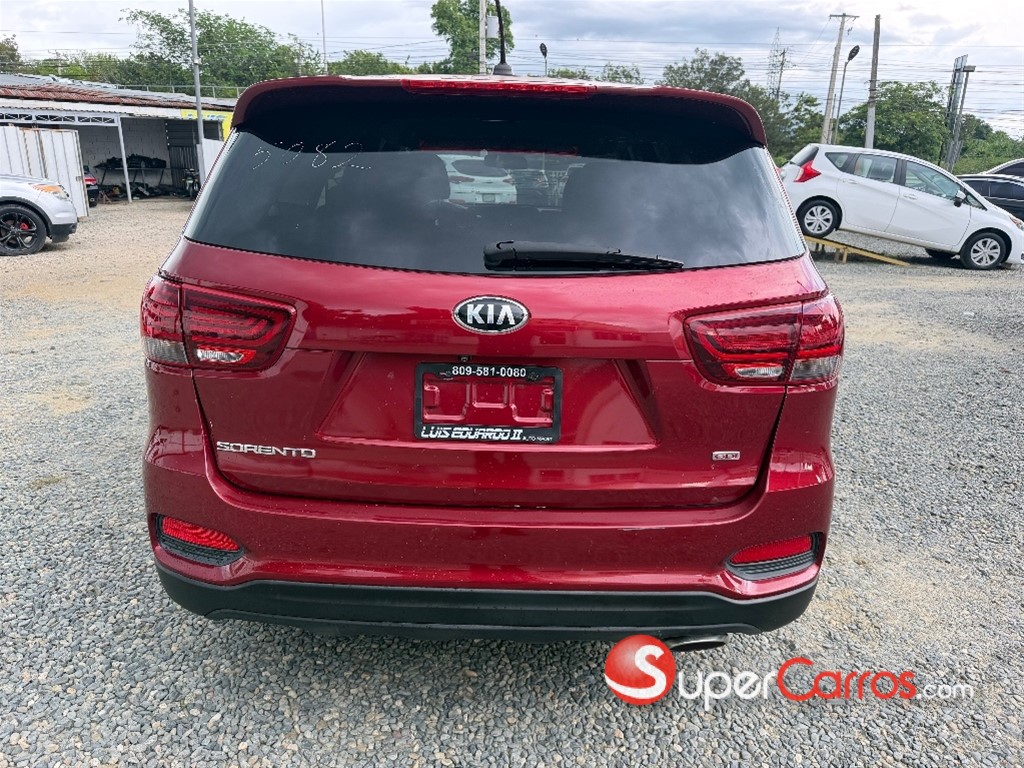 2020 Kia Sorento LX — foto 5 / 9