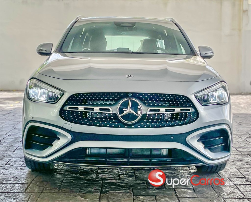 2026 Mercedes-Benz Clase GLA 200 — foto 2 / 12
