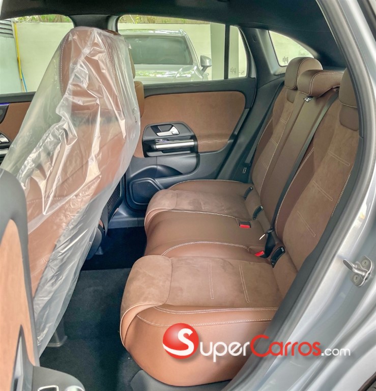 2026 Mercedes-Benz Clase GLA 200 — foto 7 / 12