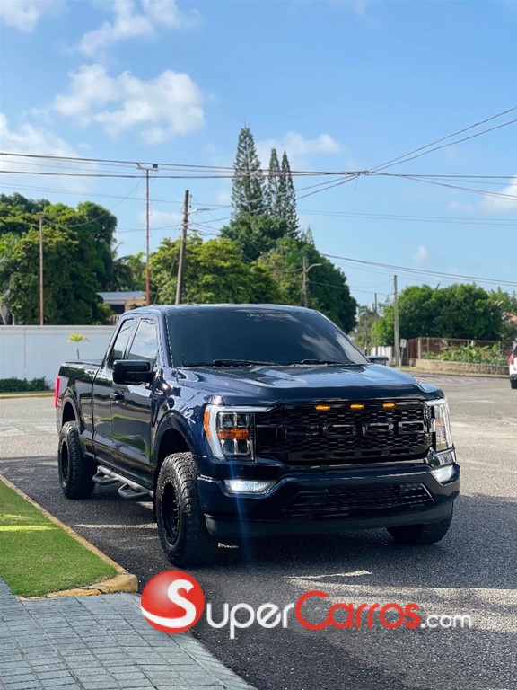 2021 Ford F 150 XLT — foto 5 / 12