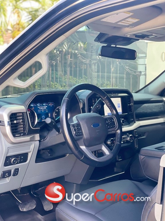 2021 Ford F 150 XLT — foto 6 / 12