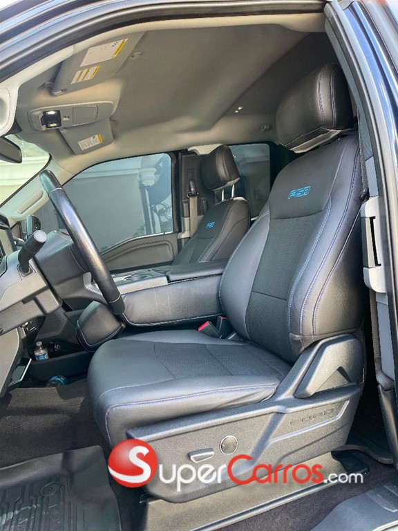 2021 Ford F 150 XLT — foto 9 / 12