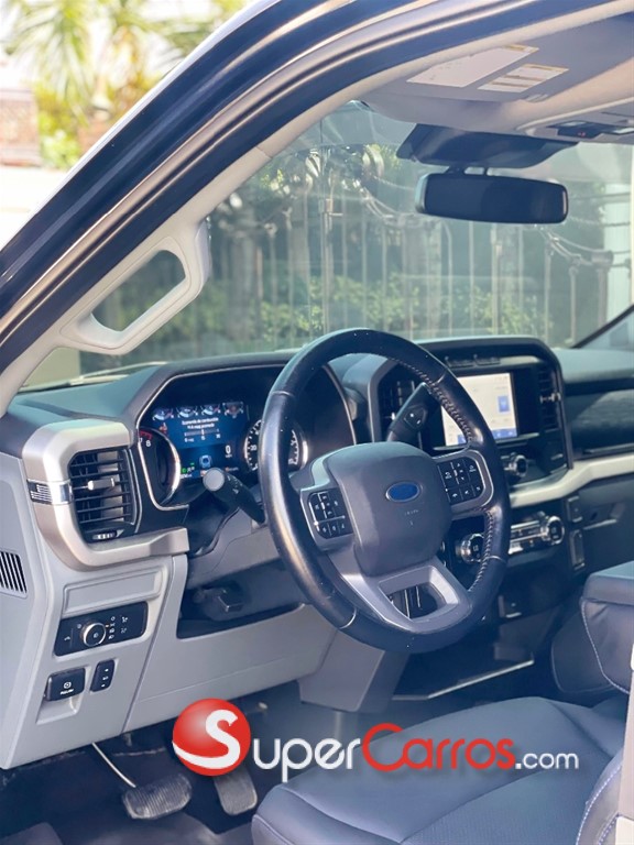 2021 Ford F 150 XLT — foto 10 / 12