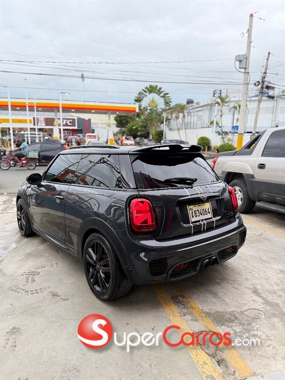 2019 Mini Cooper John Cooper Works — foto 4 / 10
