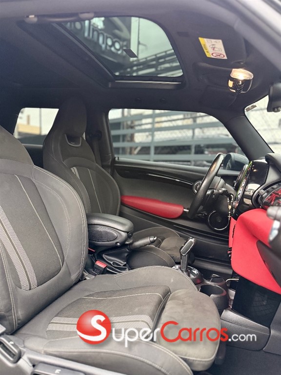 2019 Mini Cooper John Cooper Works — foto 7 / 10