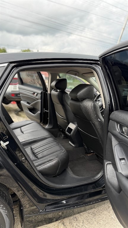 2020 Honda Accord EX — foto 5 / 9