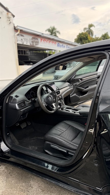 2020 Honda Accord EX — foto 6 / 9