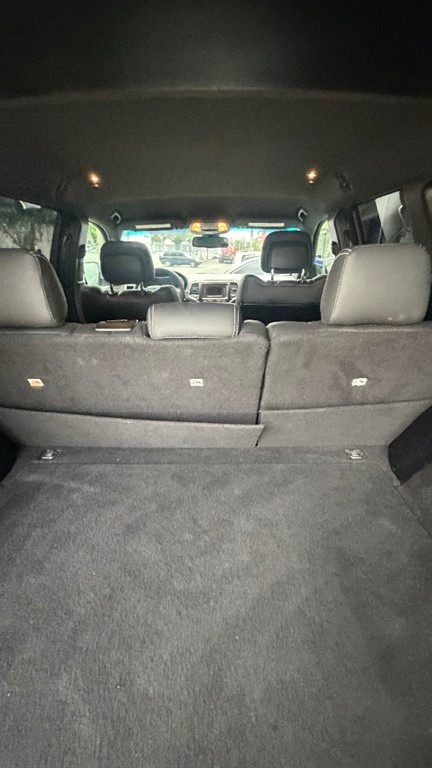 2016 Jeep Grand Cherokee Laredo 4x4 — foto 10 / 12