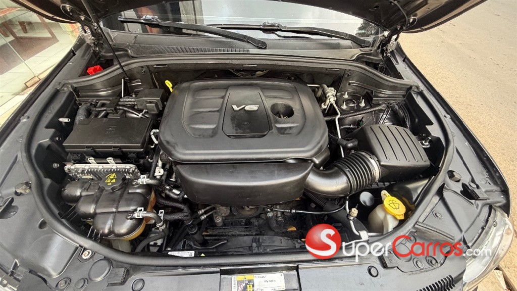 2016 Jeep Grand Cherokee Laredo 4x4 — foto 11 / 12