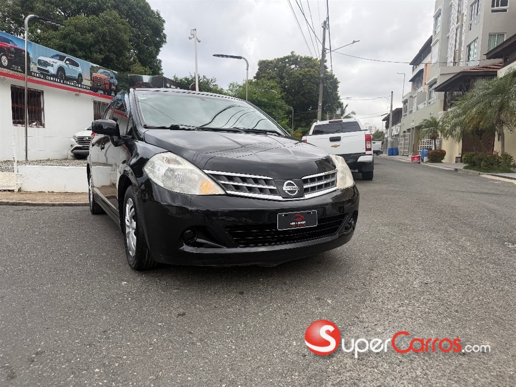 2012 Nissan TIIDA Hatchback — foto 6 / 12