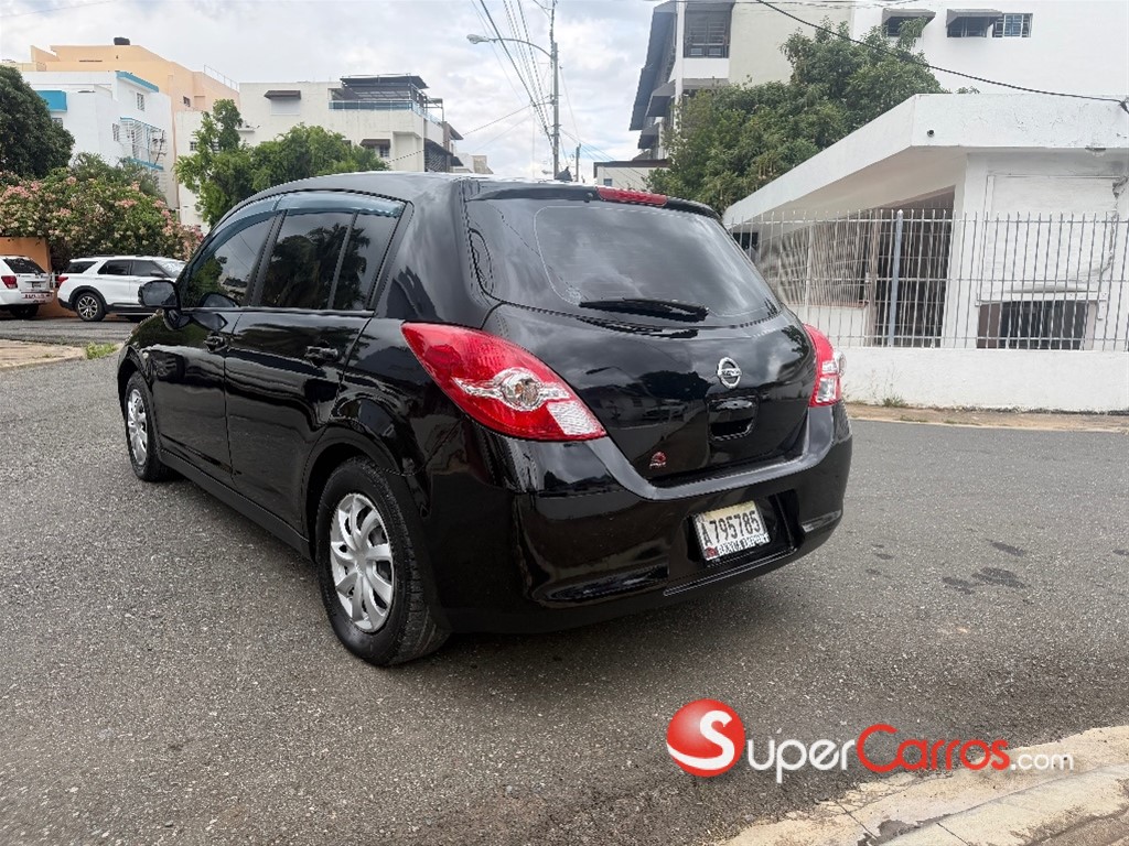 2012 Nissan TIIDA Hatchback — foto 11 / 12